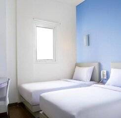 $item['hotel']['name']