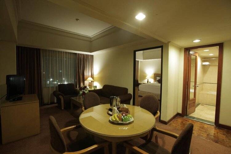 Oasis Amir Hotel