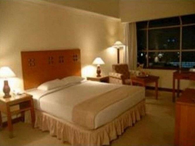 Oasis Amir Hotel