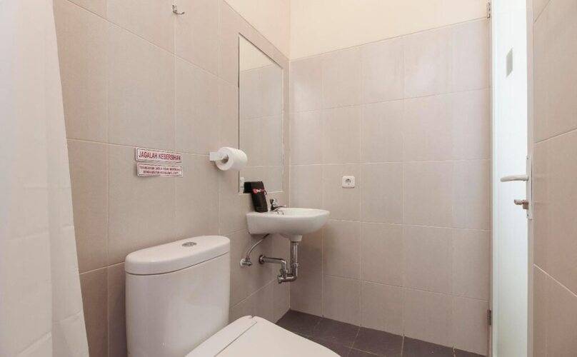 Reddoorz Near Soekarno Hatta Airport