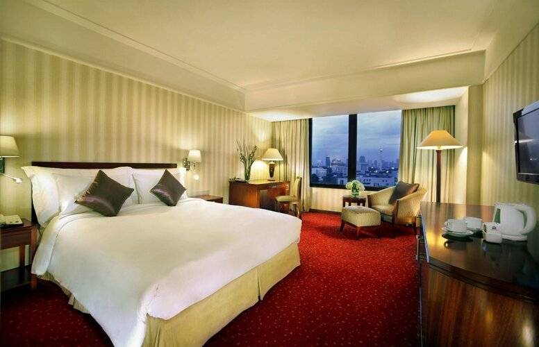Redtop Hotel & Convention Center