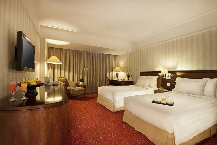 Redtop Hotel & Convention Center