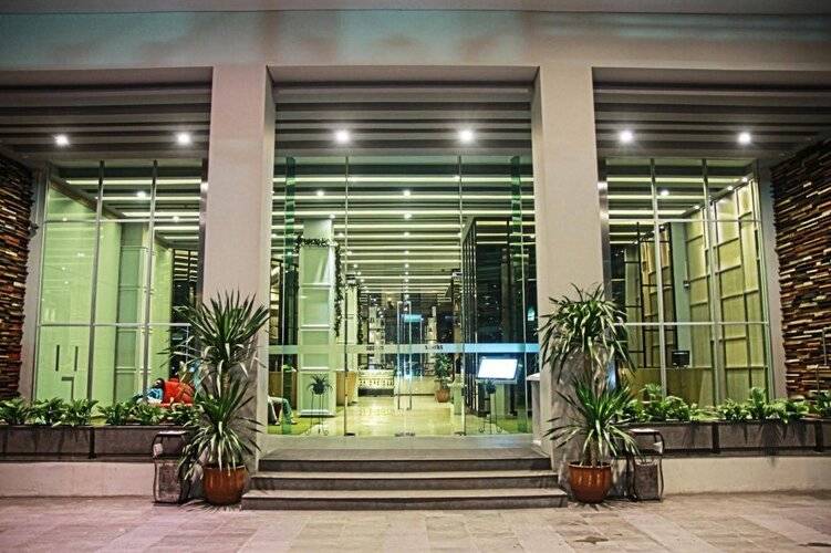 Sparks Life Jakarta, Artotel Curated