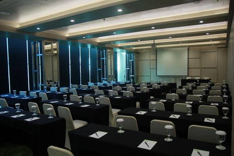 Sparks Life Jakarta, Artotel Curated