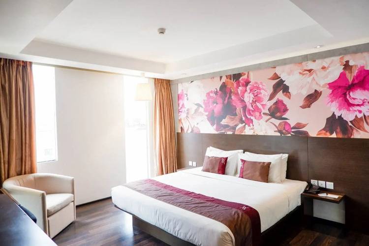 The Akmani Hotel