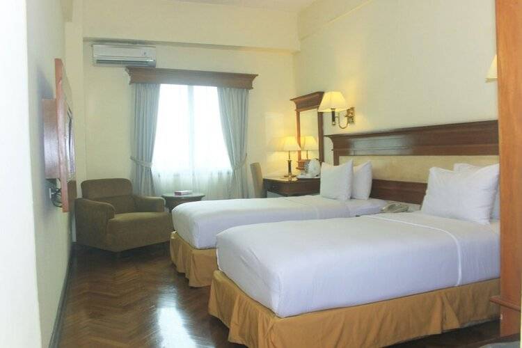 Mega Anggrek Hotel & Convention