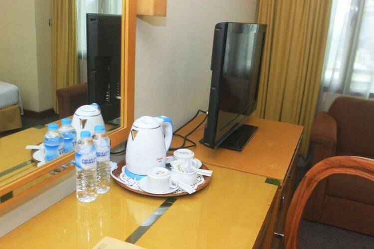 Mega Anggrek Hotel & Convention