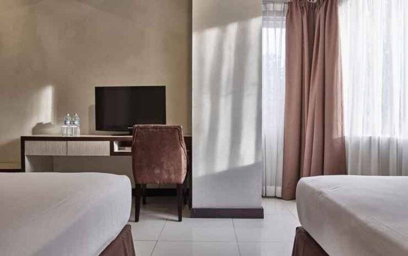 N3 Hotel Zainul Arifin