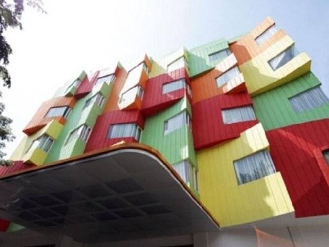 N3 Hotel Zainul Arifin