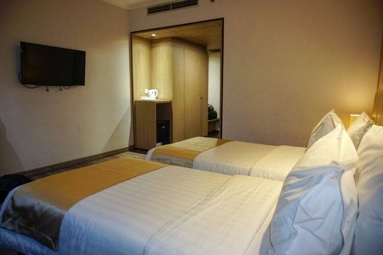 Orchardz Hotel Industri