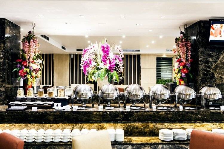 Orchardz Hotel Industri