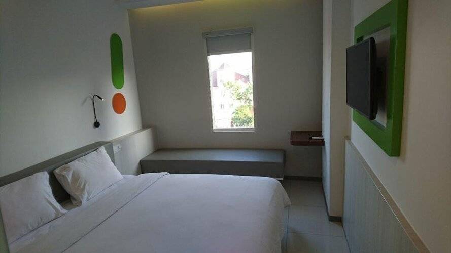 Pop Hotel Pasar Baru