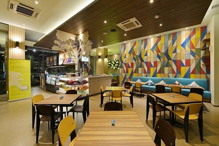 Pop Hotel Pasar Baru