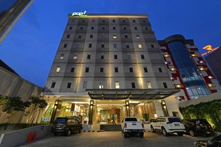 Pop Hotel Pasar Baru