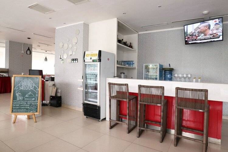 Redstar Hotel