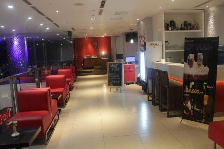 Redstar Hotel