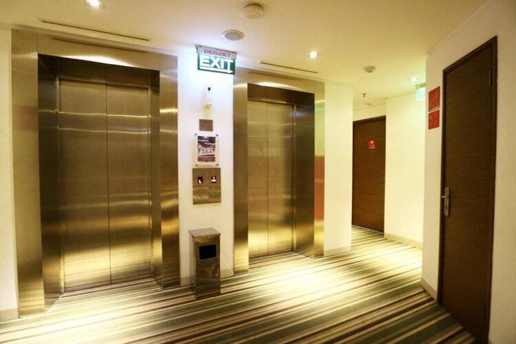 Redstar Hotel
