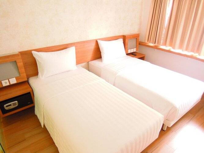 Whiz Hotel Cikini Jakarta - Chse Certified