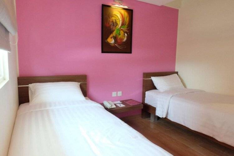World Hotel - Chse Certified