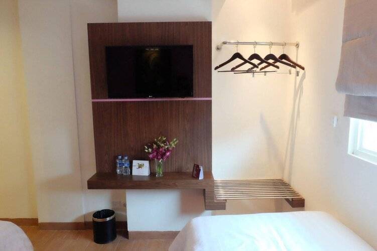 World Hotel - Chse Certified