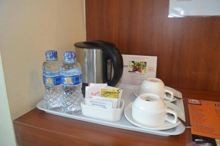 World Hotel - Chse Certified