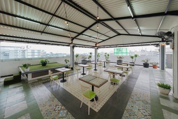 Heef Hotel