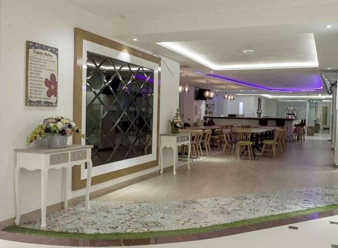 Heef Hotel