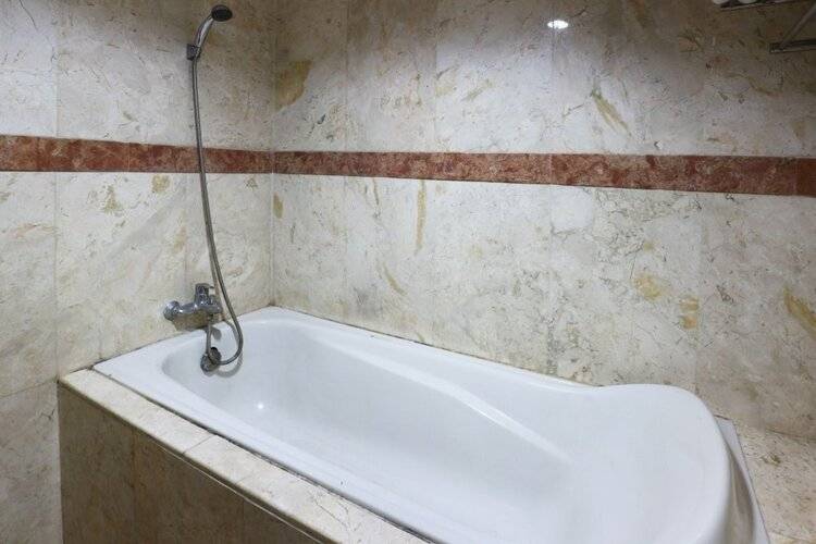 Jambrut Inn