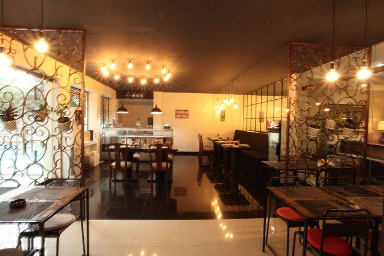 Mutiara Suites
