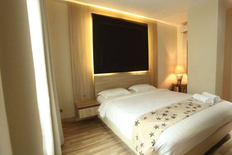 Mutiara Suites