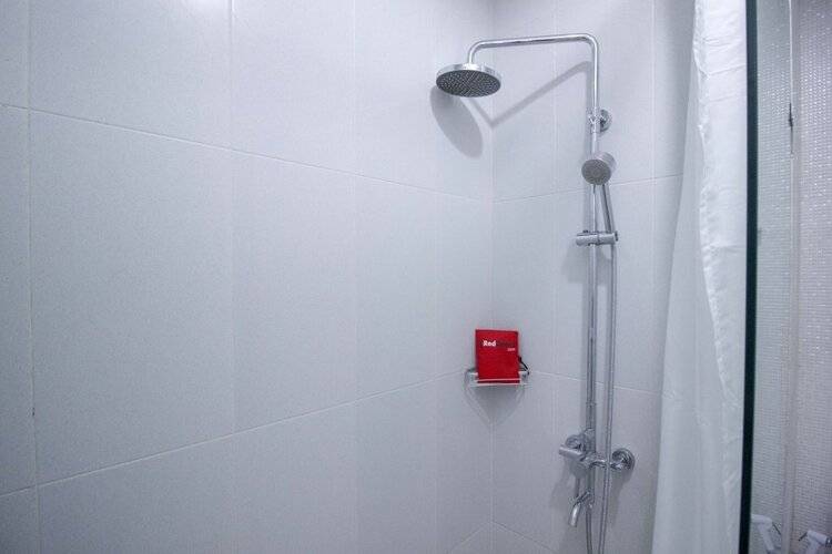 Reddoorz Plus @ Scbd
