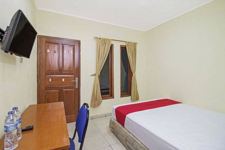 Reddoorz Plus Near Ciputra World Kuningan 2