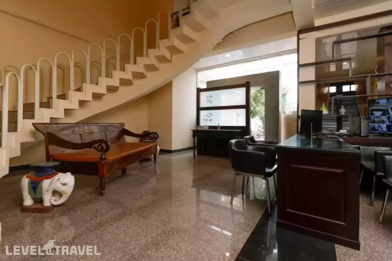 Reddoorz Plus Near Halim Perdanakusuma 2