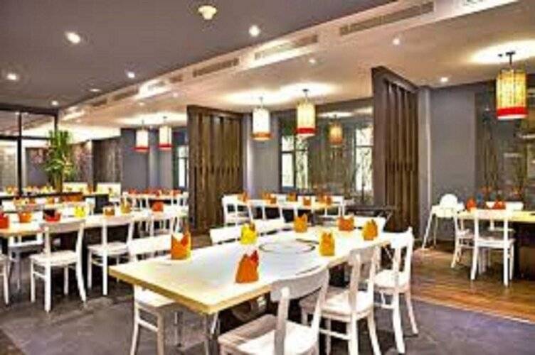 Verse Luxe Hotel Wahid Hasyim