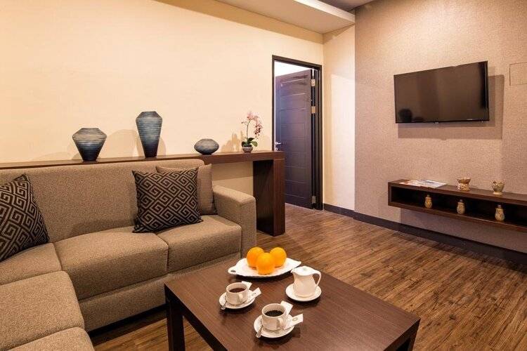 Verse Luxe Hotel Wahid Hasyim