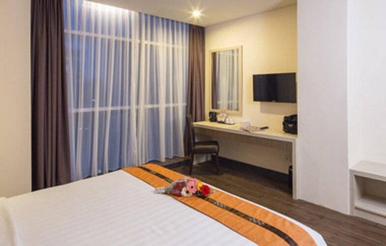 Verse Luxe Hotel Wahid Hasyim