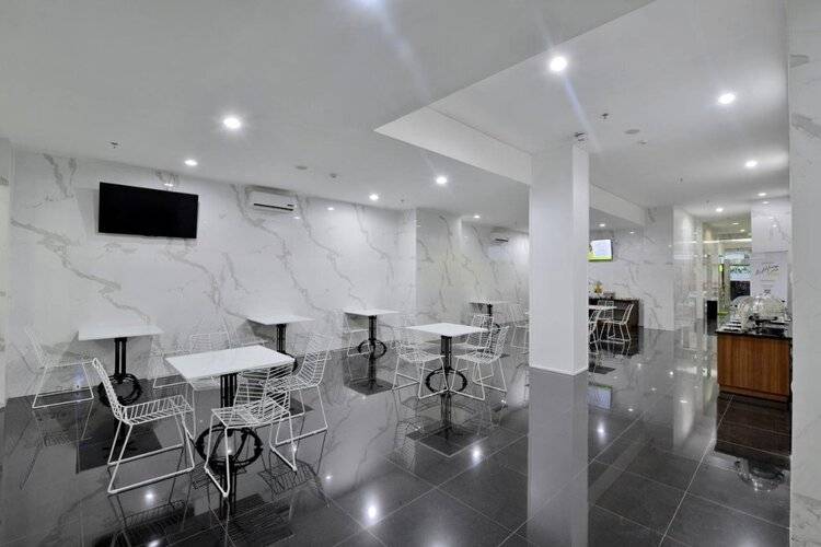 Whiz Hotel Falatehan Jakarta - Chse Certified