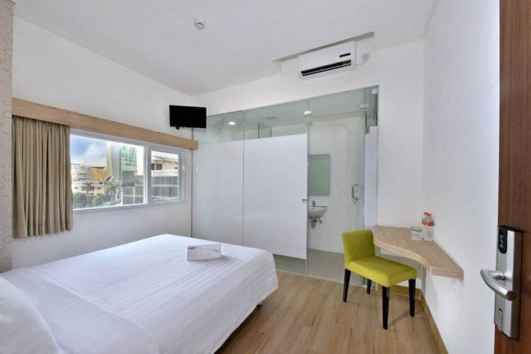 Whiz Hotel Falatehan Jakarta - Chse Certified
