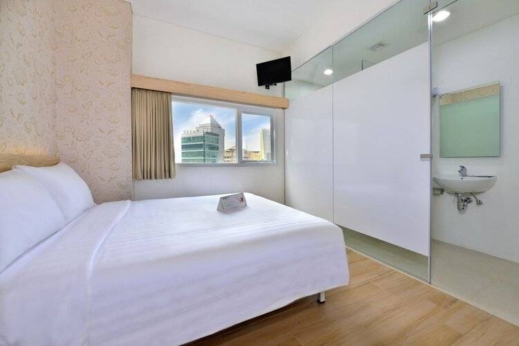 Whiz Hotel Falatehan Jakarta - Chse Certified