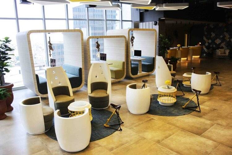 Yello Hotel Harmoni