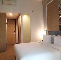 $item['hotel']['name']