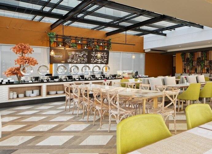 Maxonehotels.Com At Platinum Hayam Wuruk Jakarta - Chse Certified
