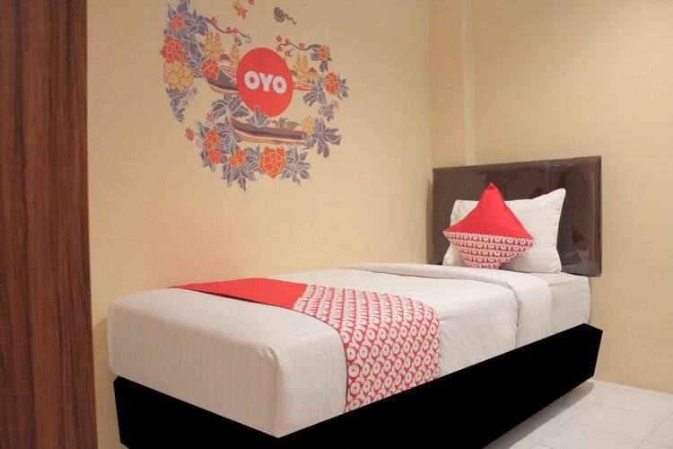 Oyo 121 Rumah Ayub Syariah