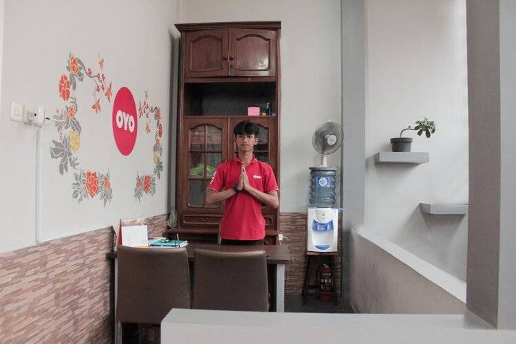 Oyo 121 Rumah Ayub Syariah