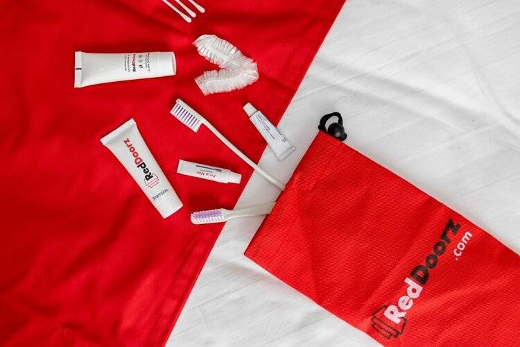 Reddoorz Near Itc Cempaka Mas