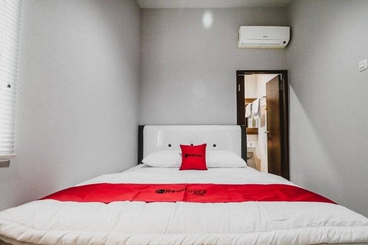 Reddoorz Near Kebon Jeruk Jakarta