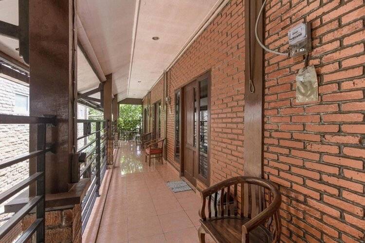 Reddoorz Plus @ Ampera Raya