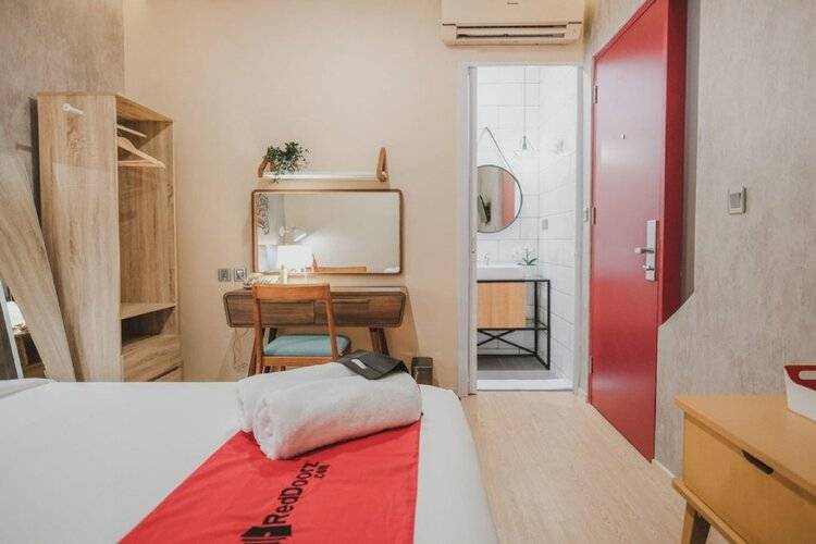 Reddoorz Plus @ Thamrin