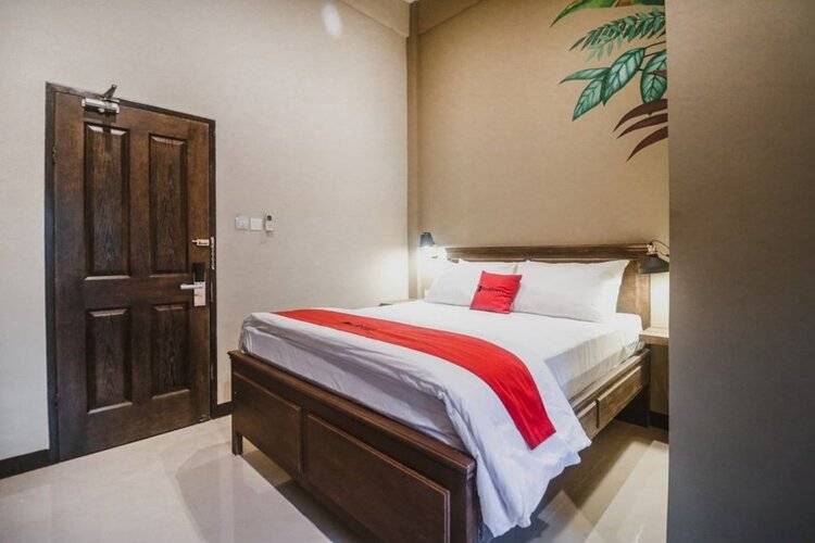 Reddoorz Plus Near Mall Slipi Jaya