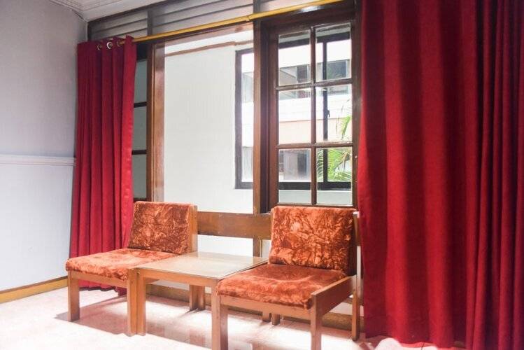 Reddoorz Plus Near Senen 2
